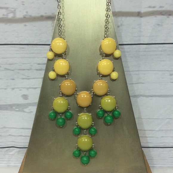 Hannah Accents 8.5” Necklace Multicolor - Picture 4 of 8